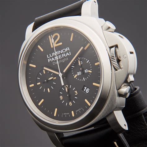 dong ho luminor panerai daylight|pre owned Panerai Luminor marina.